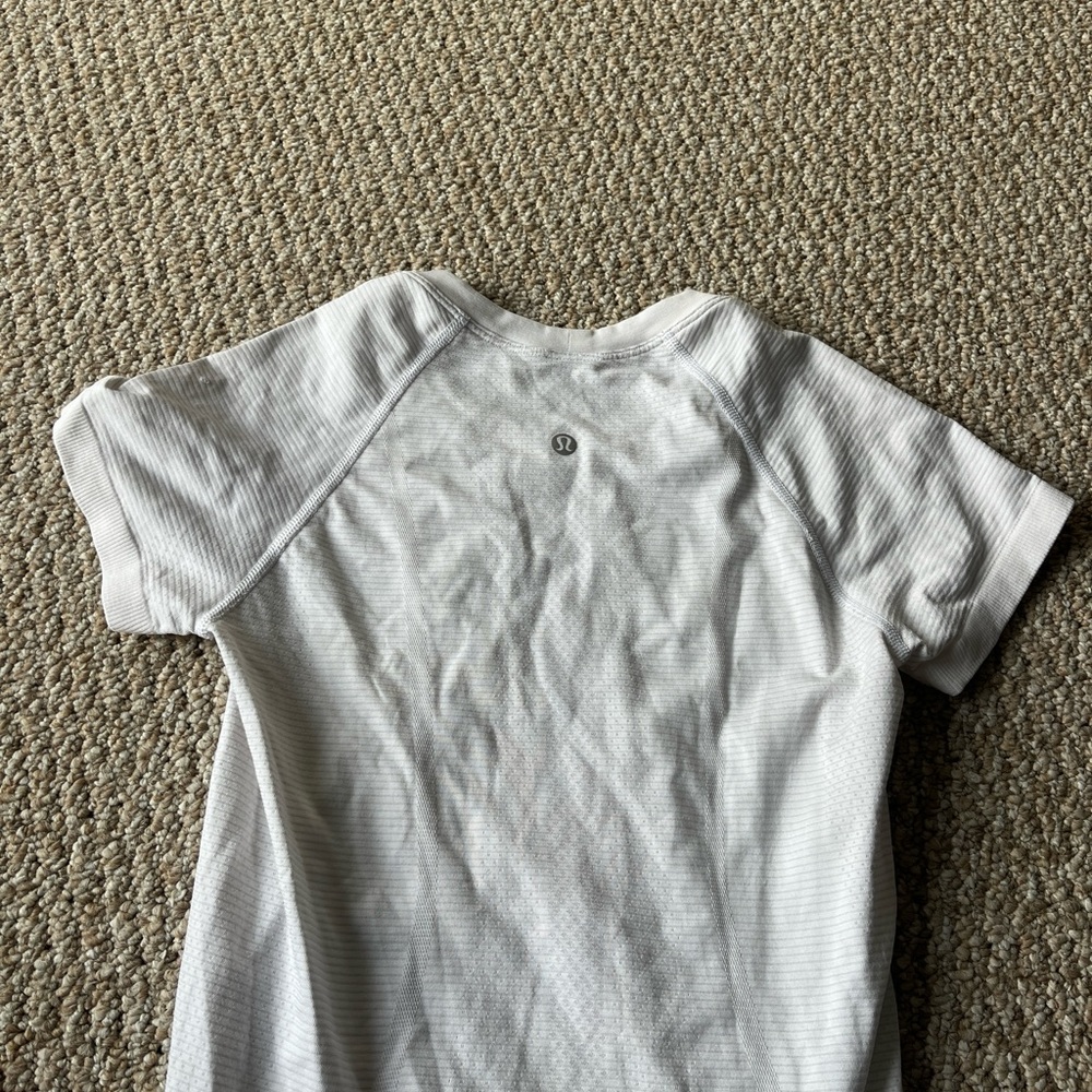 Lulu lemon swiftly tech